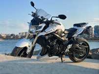 Suzuki gsr750 - naked, fara kilometraj “resapat” si fara ABS