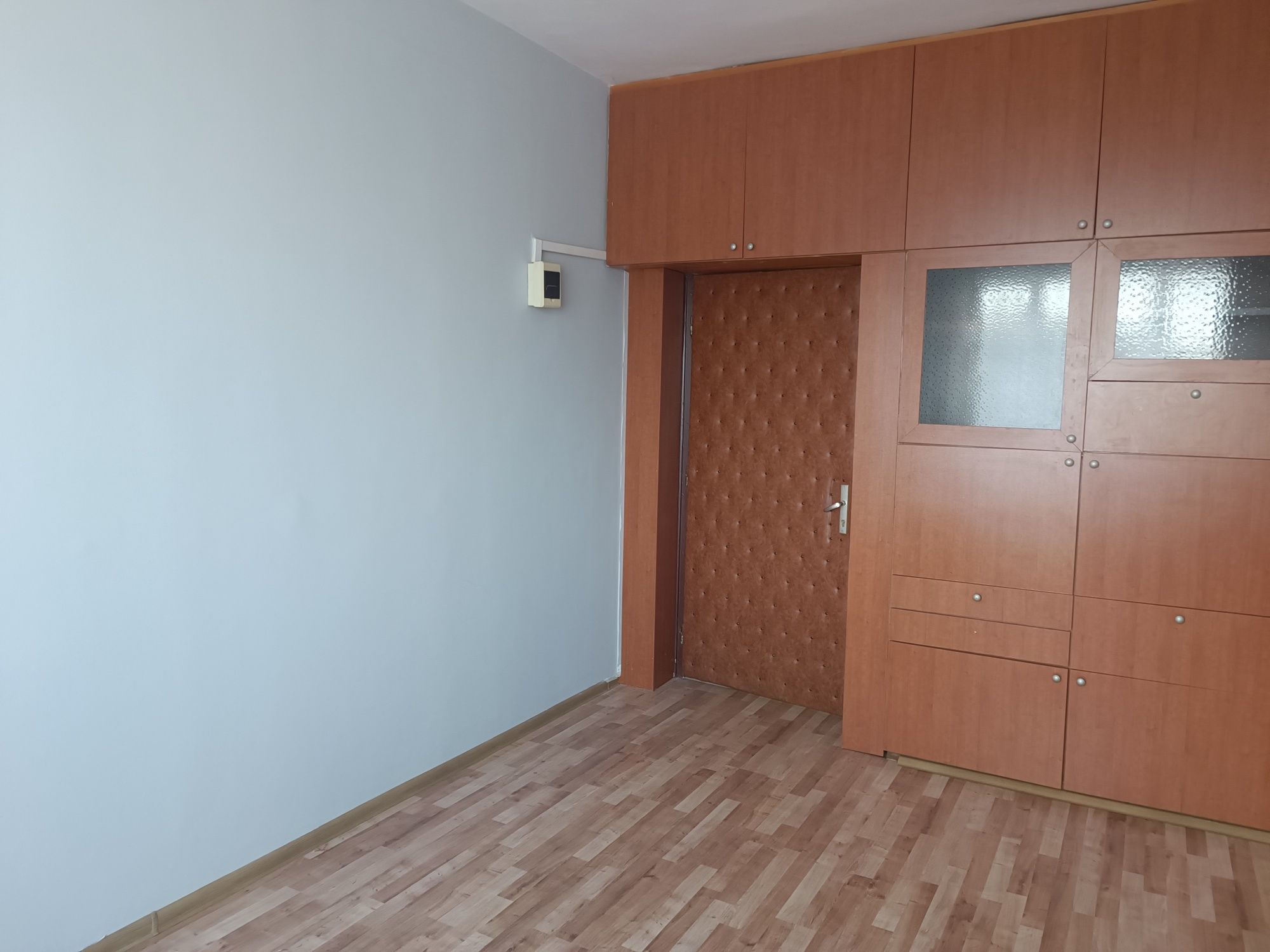 Под наем офис гр Кърджали