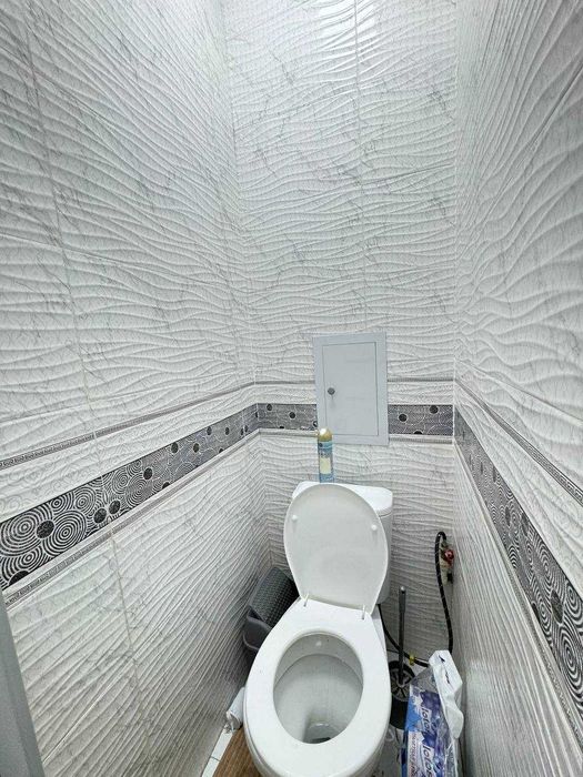 ВТОРИЧКА, 3в4, 65м2 Ориентир: Мирзо Улугбек Метро СРОЧНО !!