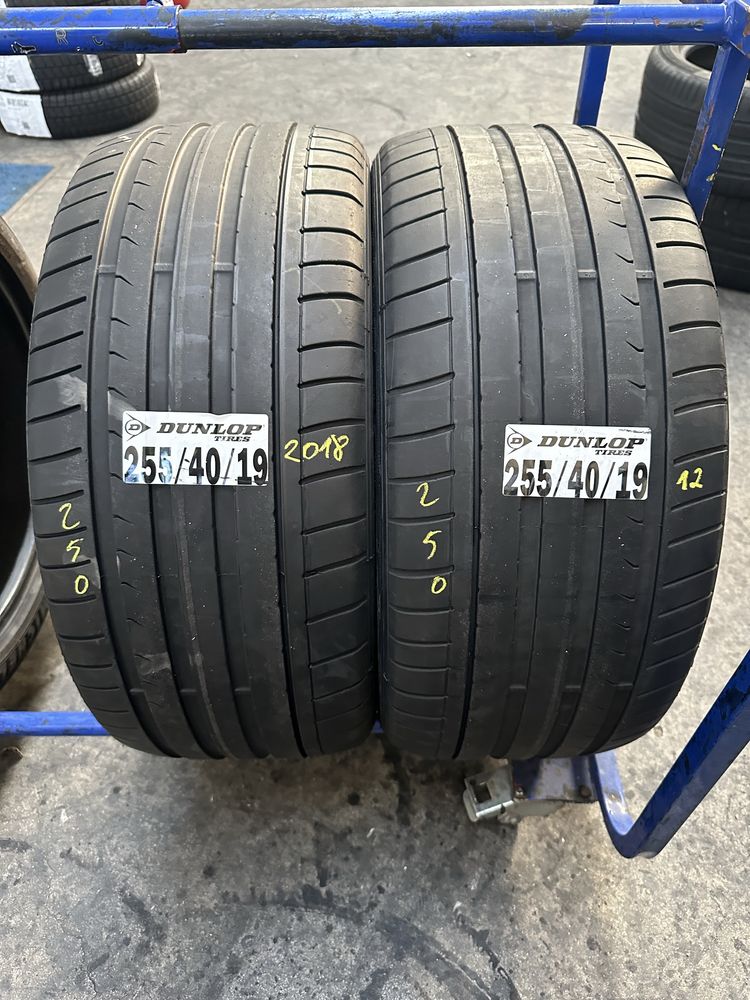 255/40/19 Dunlop