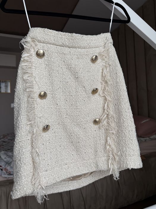 Зимен комплект сако с пола Sara Sweidan