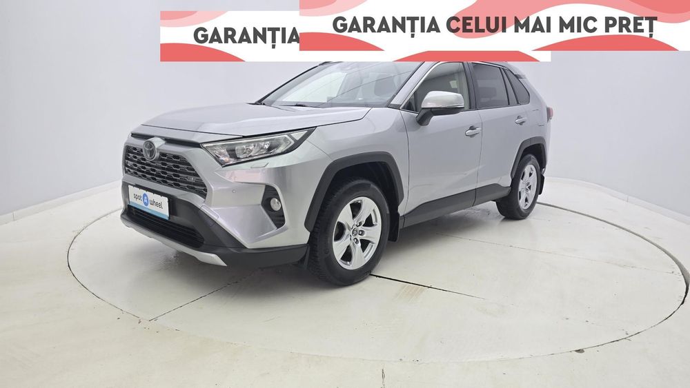 Toyota RAV4 toyota rav-4 ver-2-0p-6mt-awd-dynamic