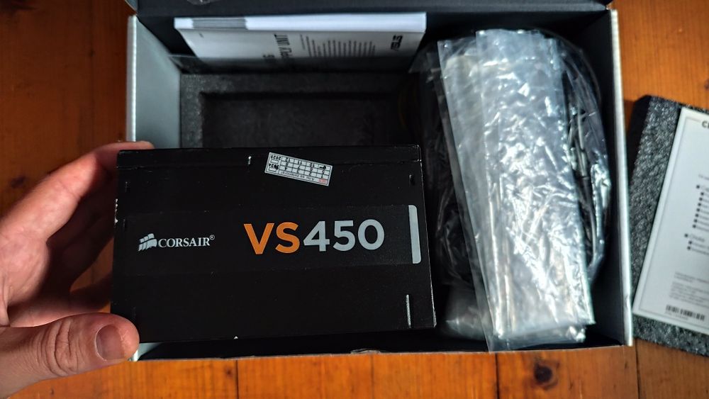 Sursă Corsair VS450