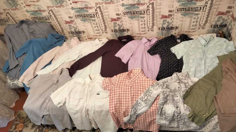Рубашки мужские почти новые