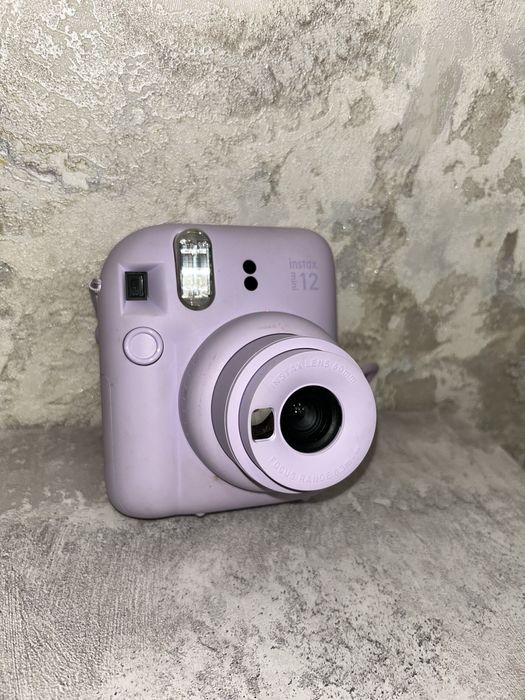 Фотоаппарат мгновенной печати Instax mini 12