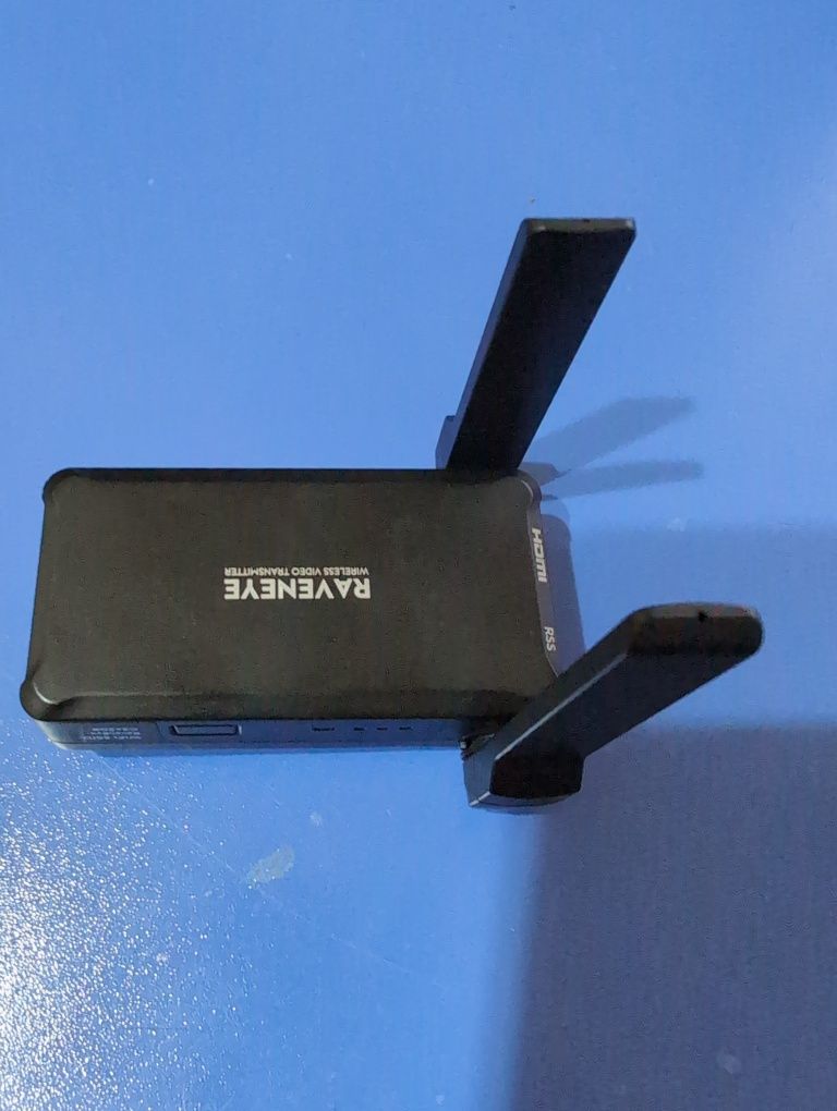 DJI Raveneye wireless video transmitter