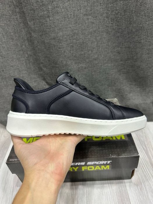 Оригинальные кроссовки от Skechers