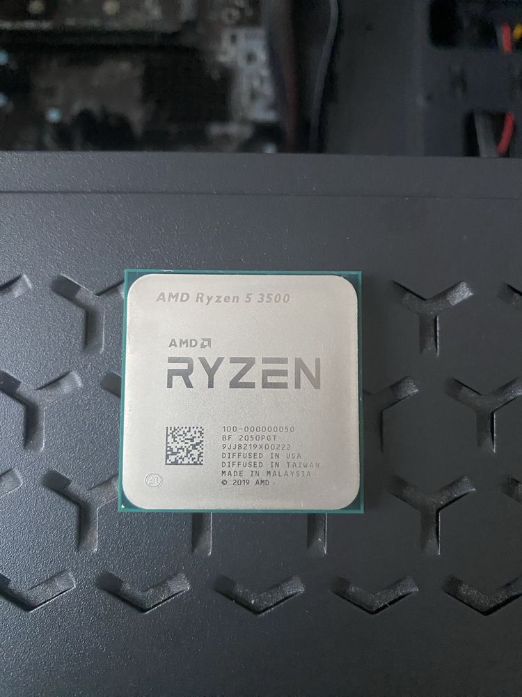 AMD Ryzen 5 3500