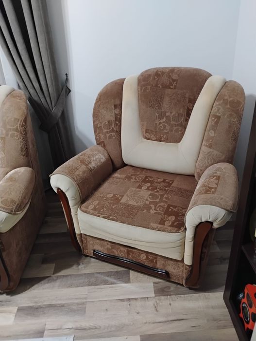 Vand set canapea si fotolii extensibile