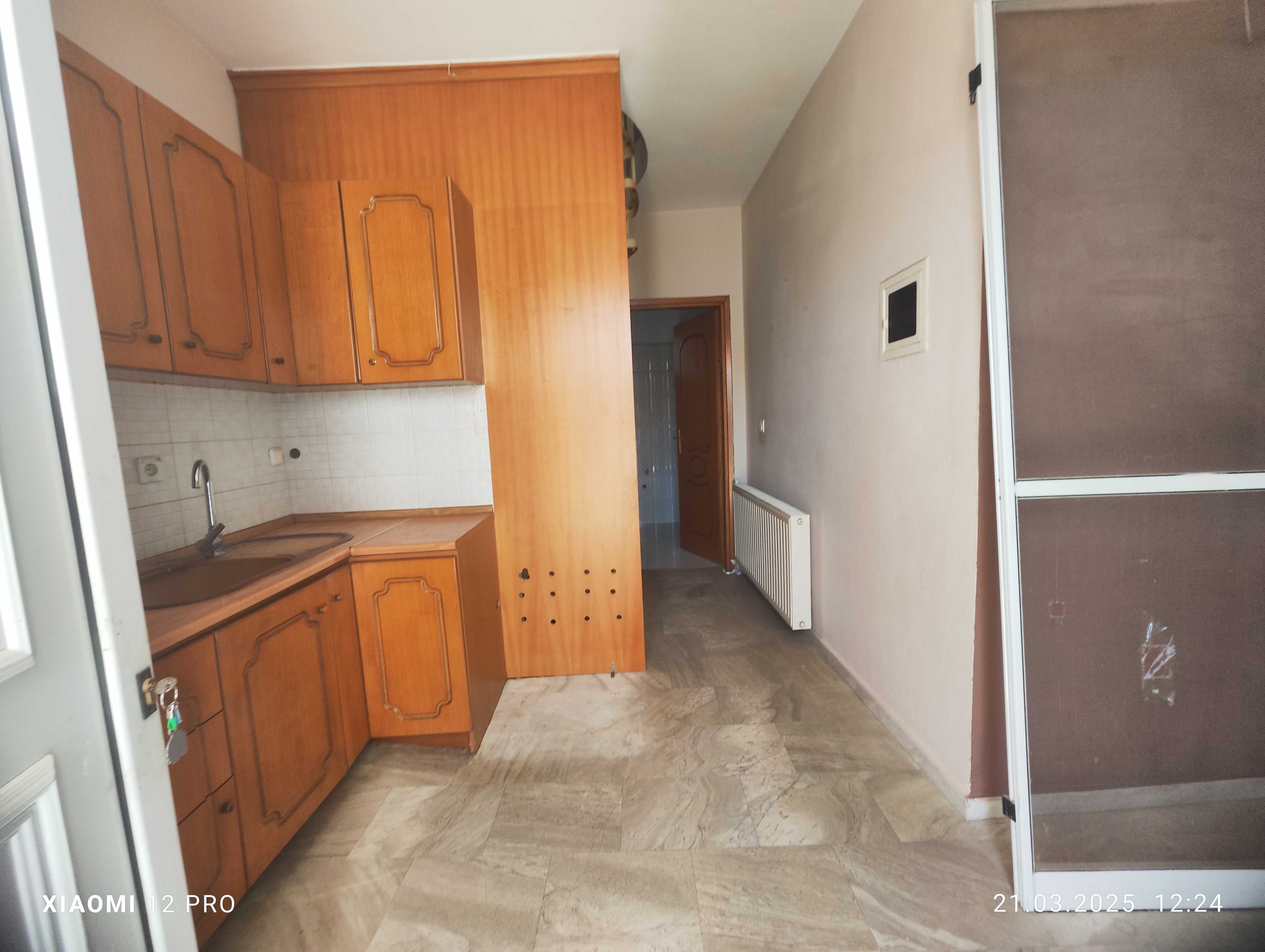 ПРОДАВА Мезонет в Паралия Офринио, Кавала