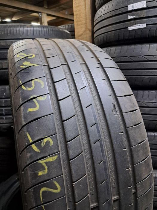 1XAnvelopa second vara 245 45 R18 Goodyear