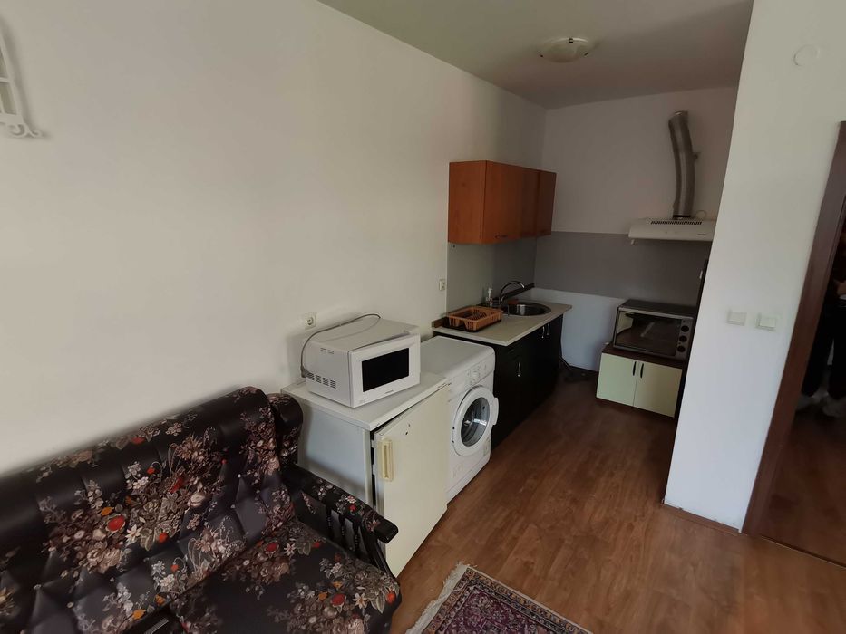 Дава се под наем Двустаен апартамент в Бургас, Възраждане - 58 кв.м за 178.5 € - Снимка #3