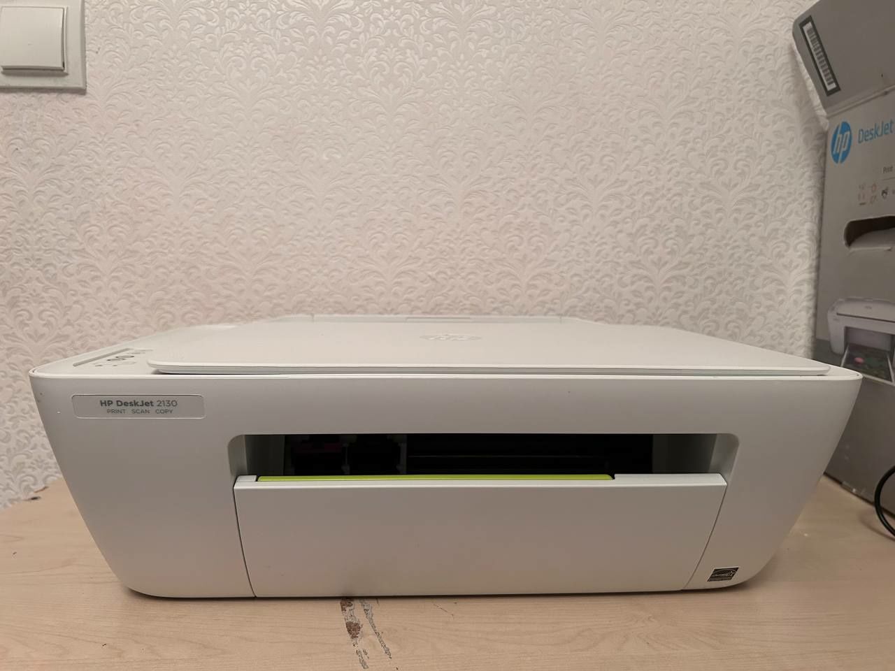 МФУ HP Deskjet 2130