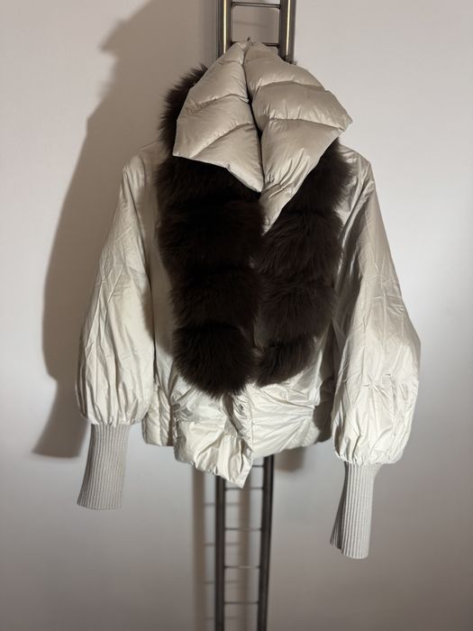 Geaca blana naturala 100%, umplutura din puf