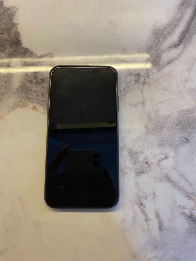 iPhone 11 емкость 75