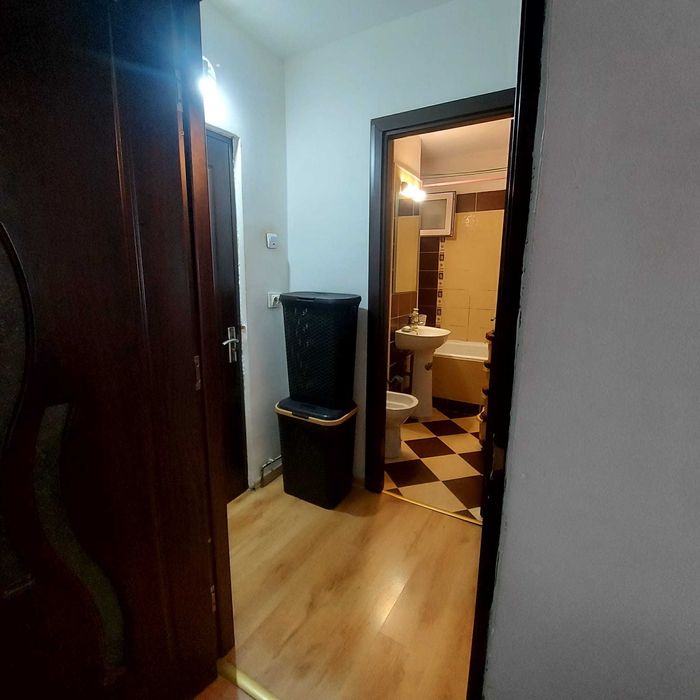 Apartament 2 camere, 44.7 mp, parter inalt, renovare, Cocorului–Brasov