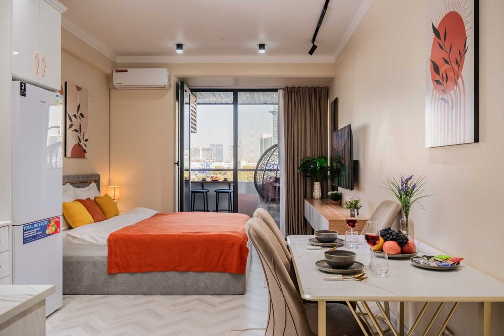 Современная студия с панорамой на Tashkent City