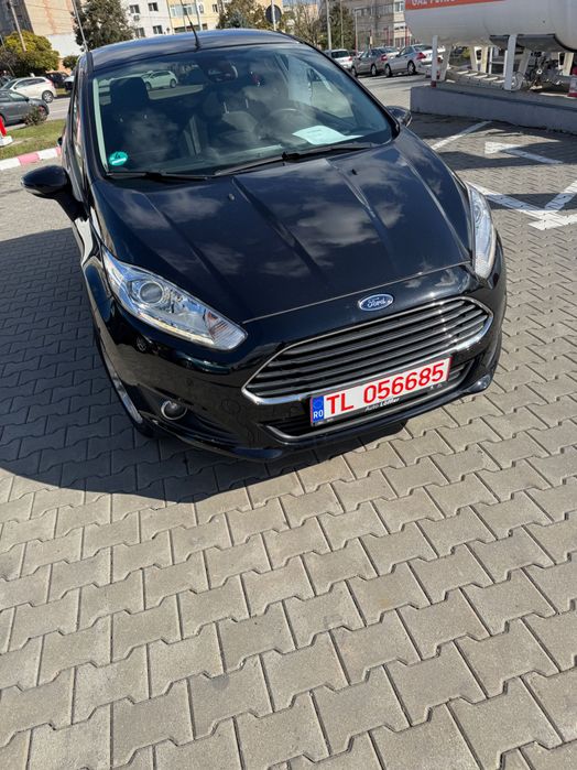 Vând Ford fiesta eco bost