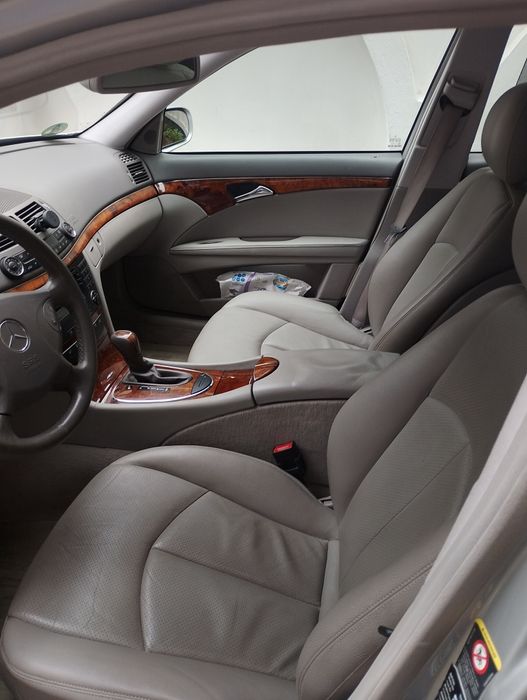 Mercedes E200 сив