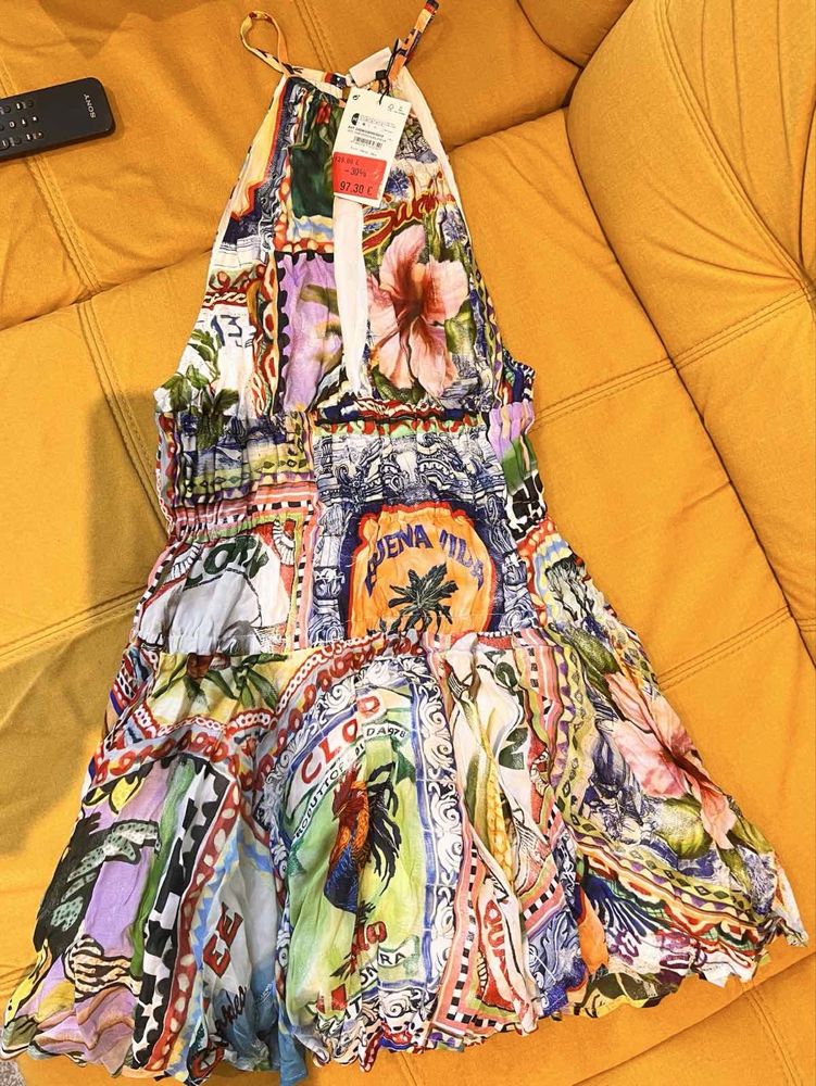 Чисто нови рокли на Desigual