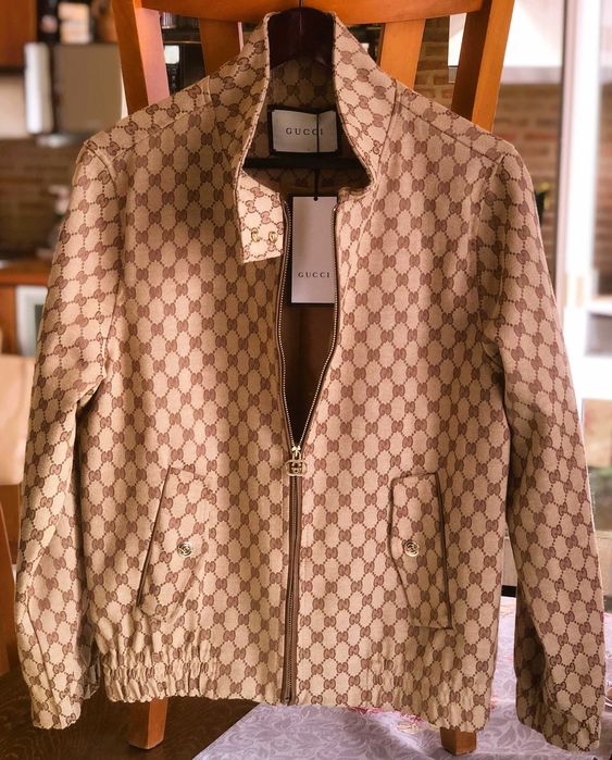 Преходно дамско сако