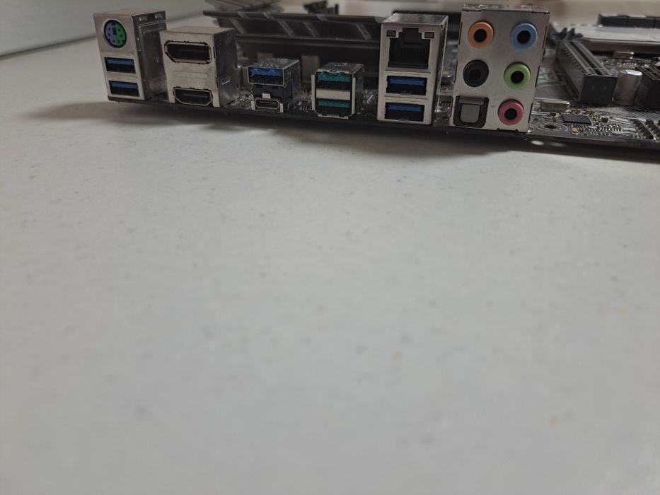 Placa ASUS PRIME X370-PRO + procesor ryzen 5 1500x