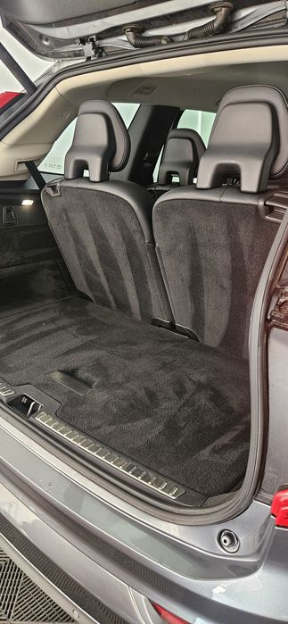 Volvo XC90 D5 AWD • 235 CP • 7 locuri