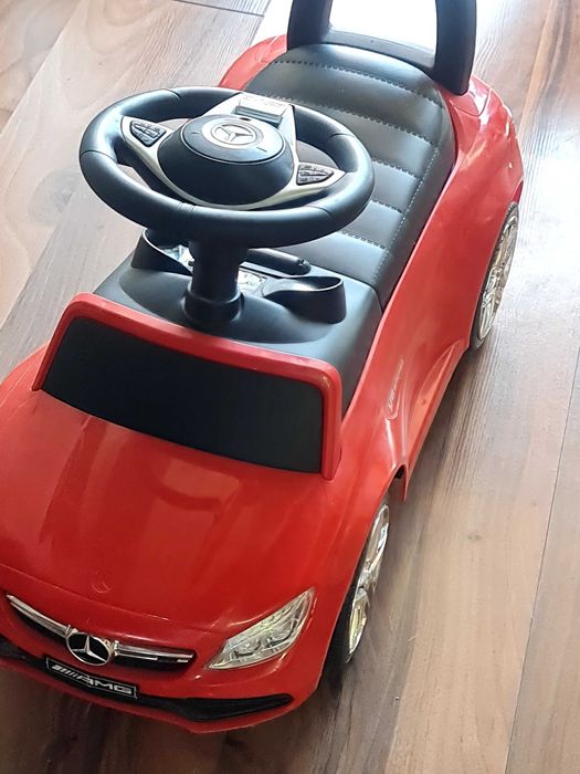 Кола с функция скутер без педали NOVOKIDS™ Mercedes C63 AMG V8 Biturbo