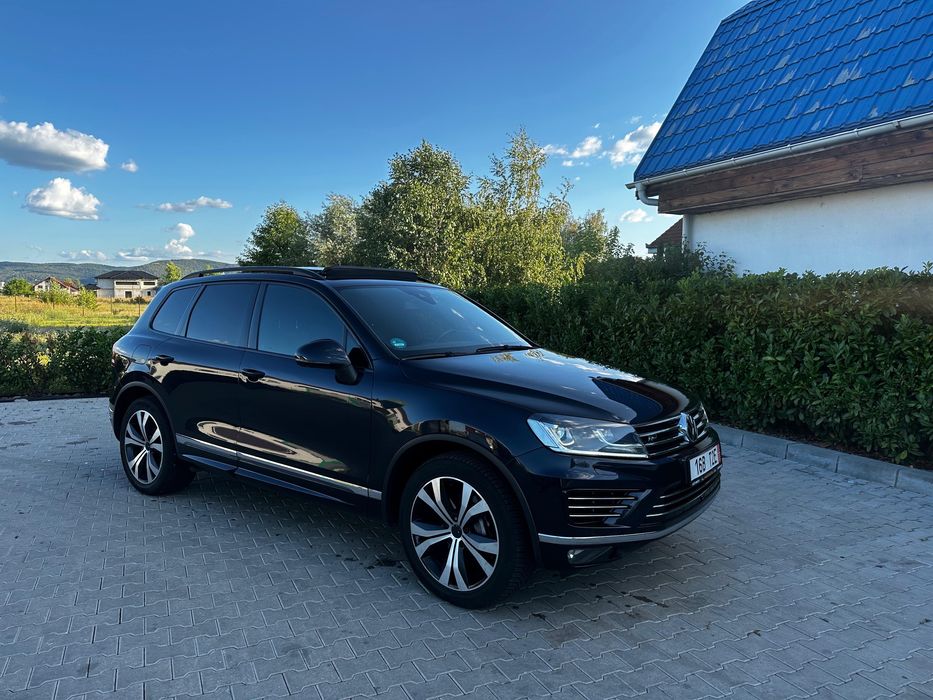 Volkswagen Touareg 3.0 TDI R-Line – 2016 – Full Option