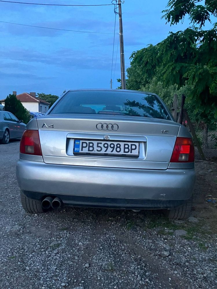 Продава се AUDI A4 1.8T