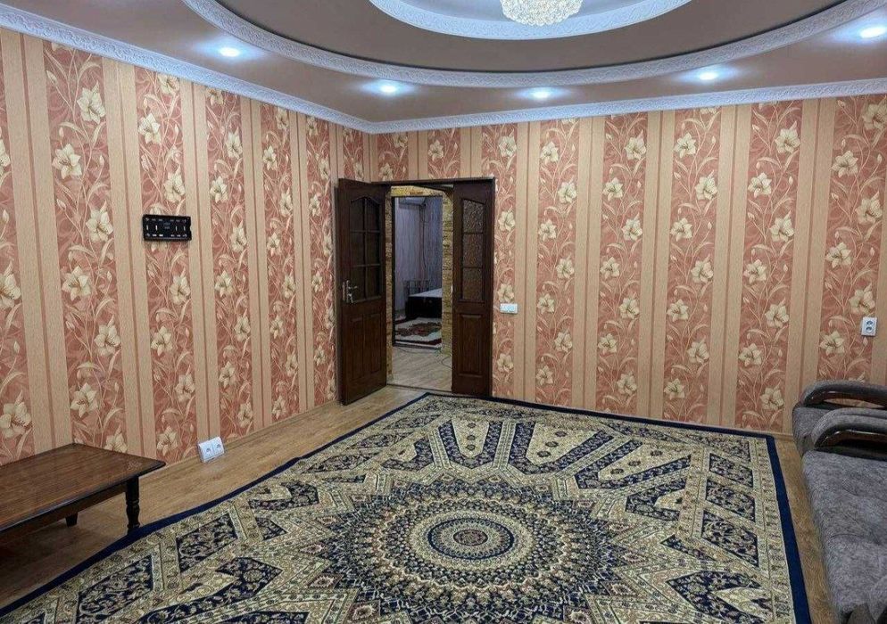 Tinchlik metroda qizlarga kvartira