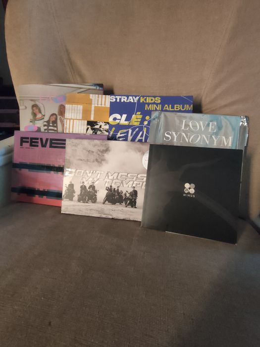 Albume cd originale kpop tip bts Coreea că noi