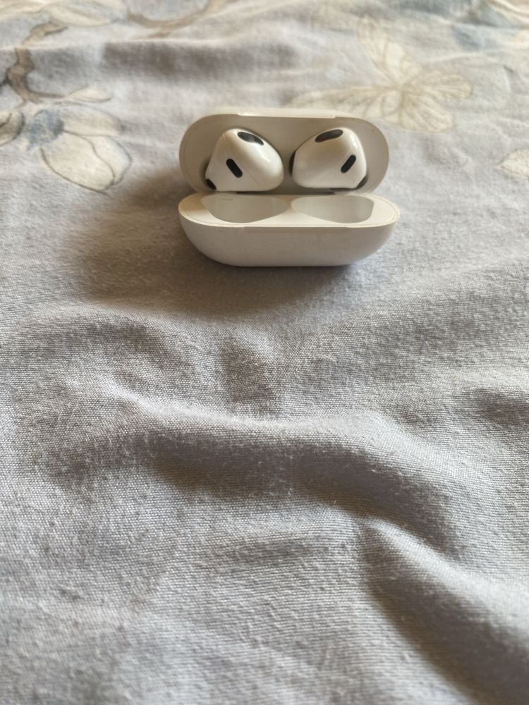 Продаётся Airpods mini