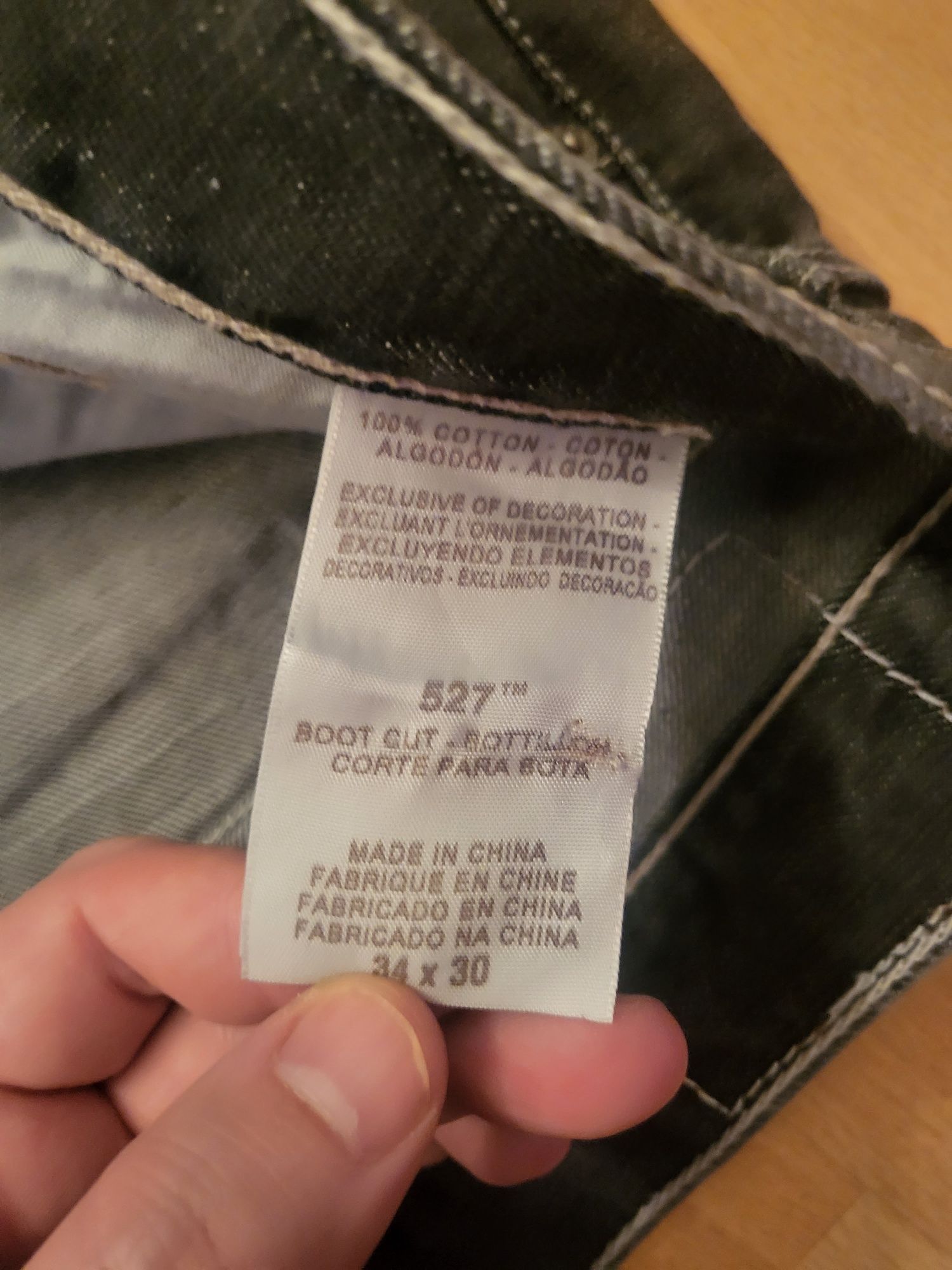 Оригинални мъжки дънки Levi's 527