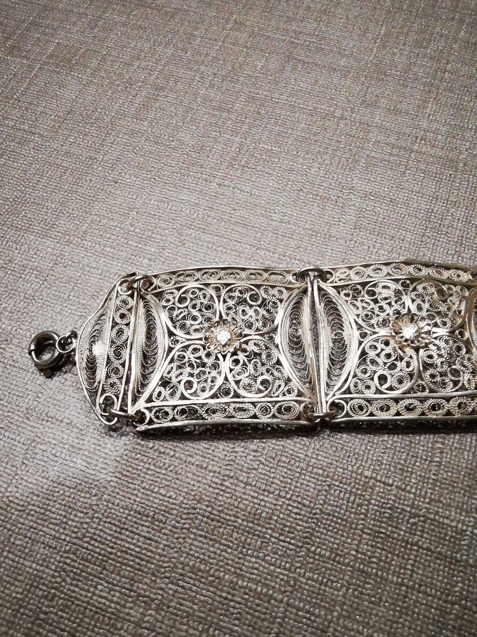Стара сребърна филигранна гривна