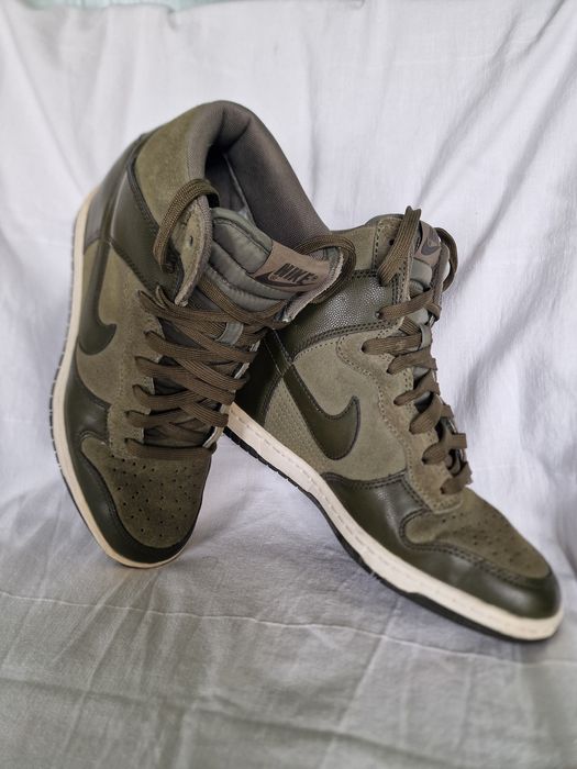 Кецове Nike на платформа