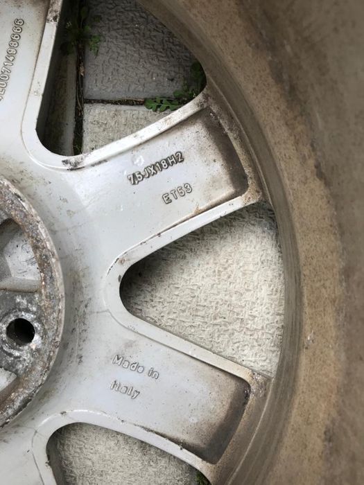 Jante Q5 R18 echipate cu anvelope de iarna marca Barum 235/60/18