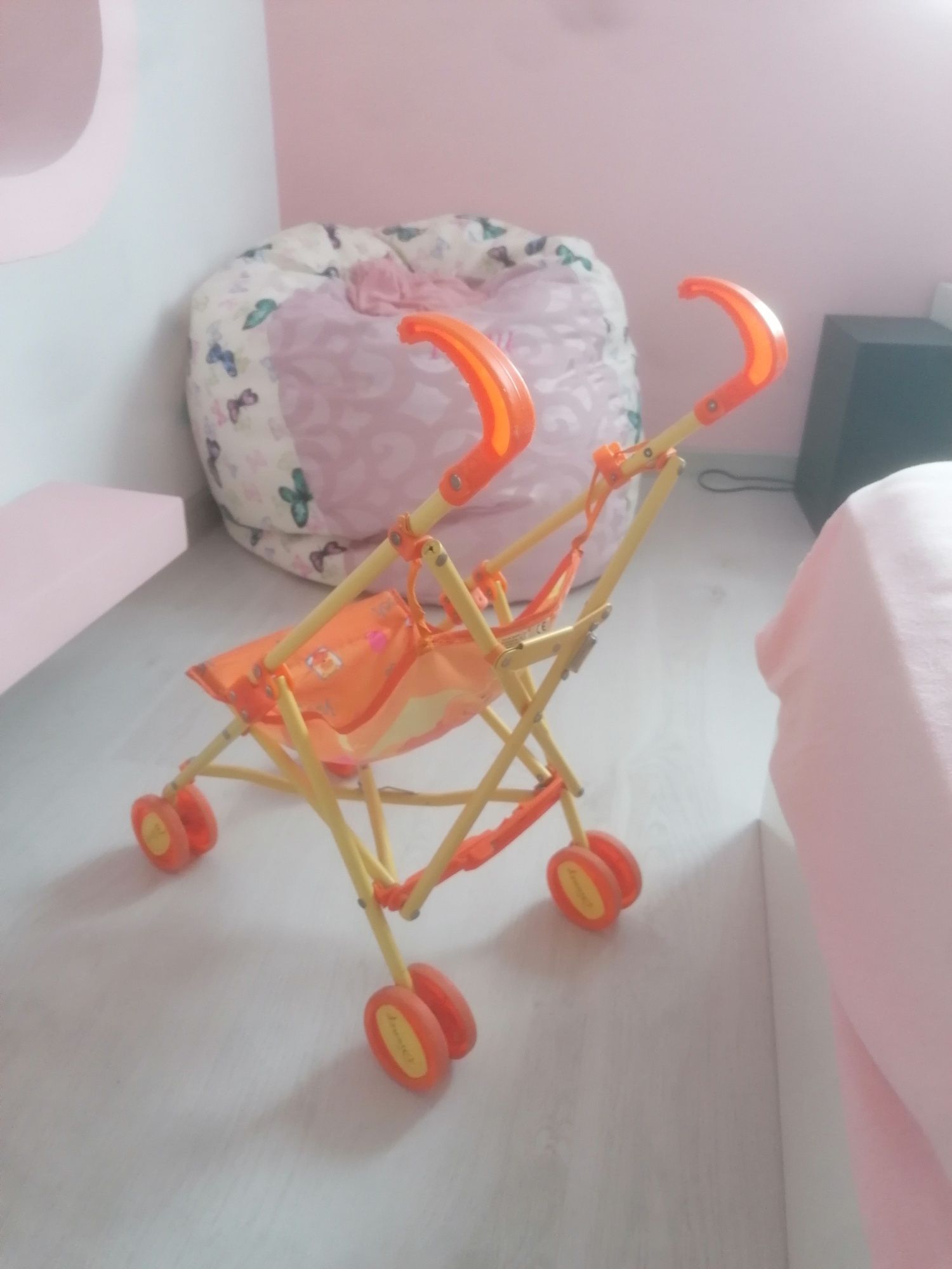 Детска количка на disney