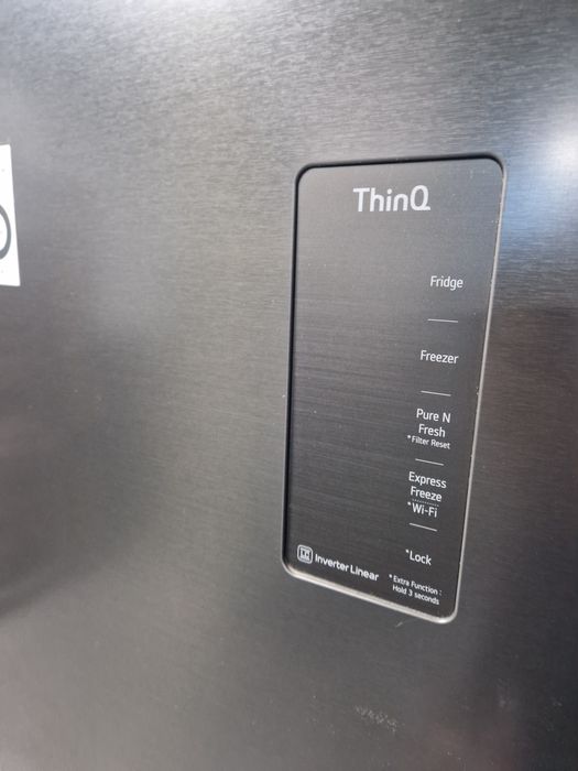 Side by side LG InstaView