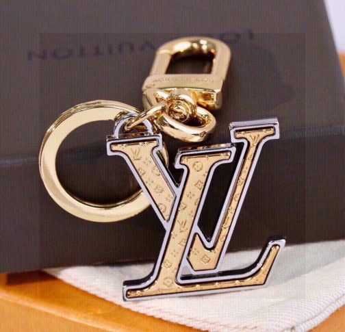 Louis Vuitton inel cheie 220417