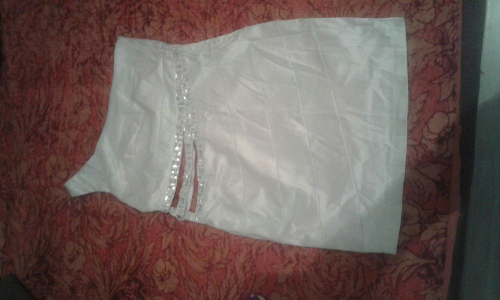 Платье новое открытое