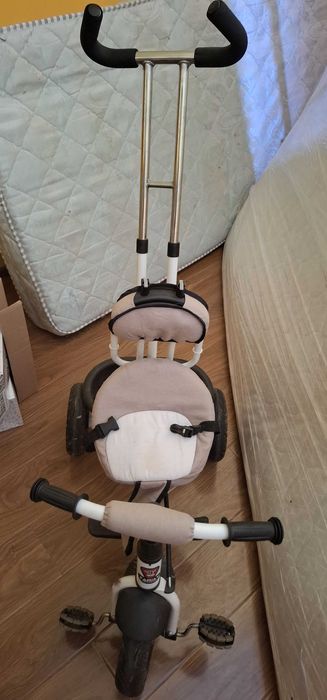 Tricicleta pentru transport / plimbare copii mici