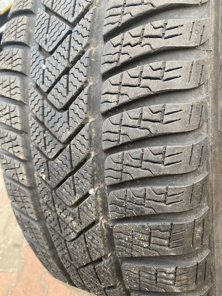 Roti/jante iarna MERCEDES E 213/VITO pirelli top 225/55/17 originale