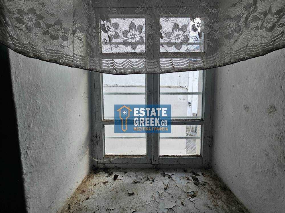 ПРОДАВА се самостоятелна къща от 88 кв.м. в Никисиани Кавала