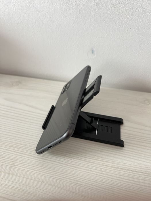 Carcasa Originala iPhone 11 - Din dezmembrari !! Stare foarte buna !!
