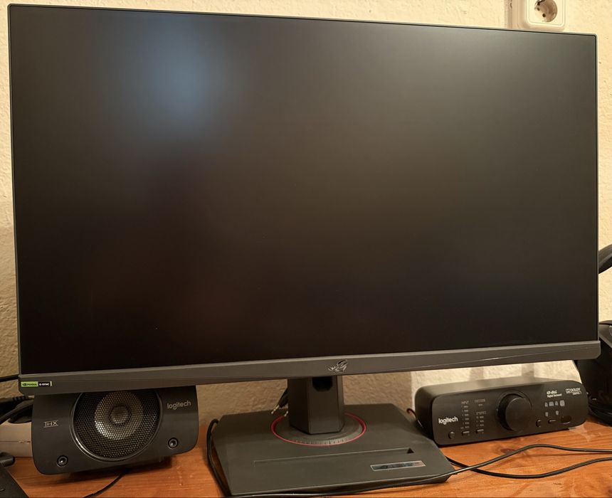 Монитор ASUS ROG Strix XG27ACS 27" 2k 180hz IPS в гаранция
