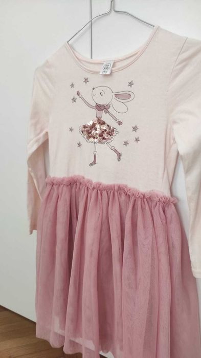 Rochie fete cu baza tulle si imprimeu iepuras paiete, 128 cm