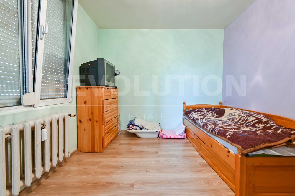 Продава се Тристаен апартамент в София, Гео Милев - 102 кв.м за 3432 €/кв.м - Снимка #12