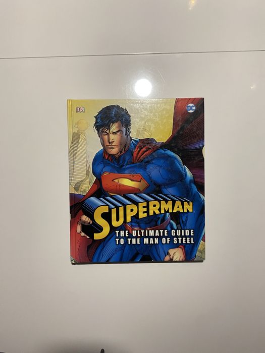 Енциклодия с цялата история на Супермен