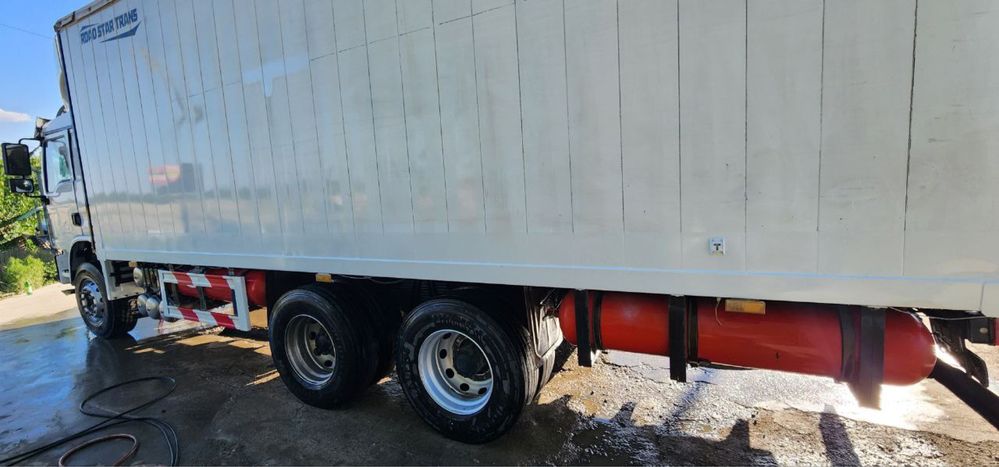 Shacman   L3000   sotiladi